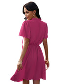 Vestido feminino solto com babados gola alta