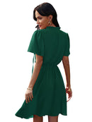 Vestido feminino solto com babados gola alta