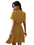 Vestido feminino solto com babados gola alta