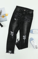 Jeans skinny feminino de cintura alta modelando totalmente