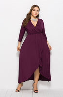 Vestido feminino plus size sólido V profundo