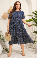 Vestido feminino plus size manga curta estampado