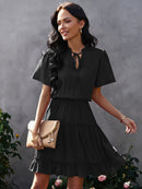 Vestido feminino solto com babados gola alta