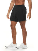 Shorts de corrida masculinos de cor sólida que absorvem o suor
