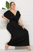 Vestido feminino plus size profundo em V sólido