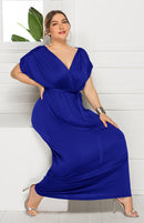 Vestido feminino plus size profundo em V sólido