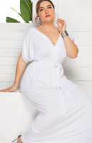 Vestido feminino plus size profundo em V sólido