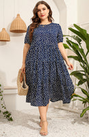 Vestido feminino plus size manga curta estampado
