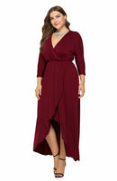 Vestido feminino plus size liso profundo em V