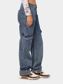 Jeans cargo descontraído feminino