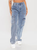 Jeans cargo descontraído feminino